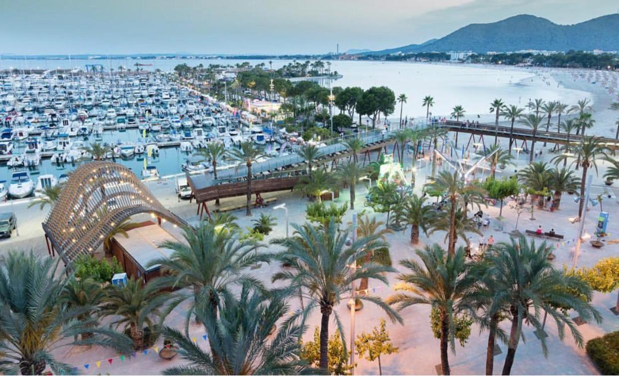 Aquamarina Beach Alcudia  Exterior photo
